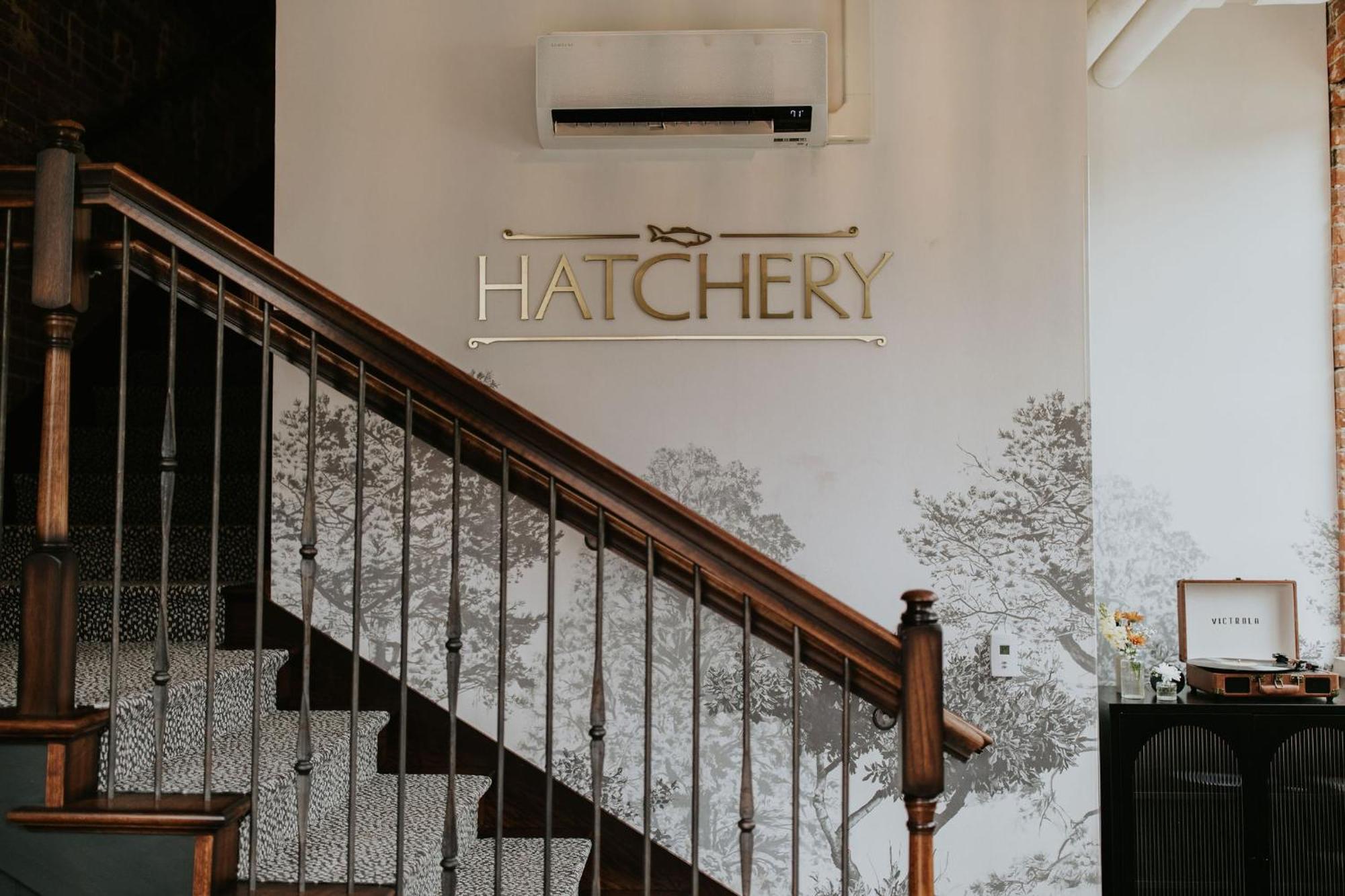 Hatchery Hotel & Event Center Ла Крос Екстериор снимка